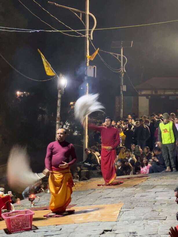 Kathmandu: Pashupatinath Evening Aarati Tour Private/Group - What language support looks like (and why it matters)