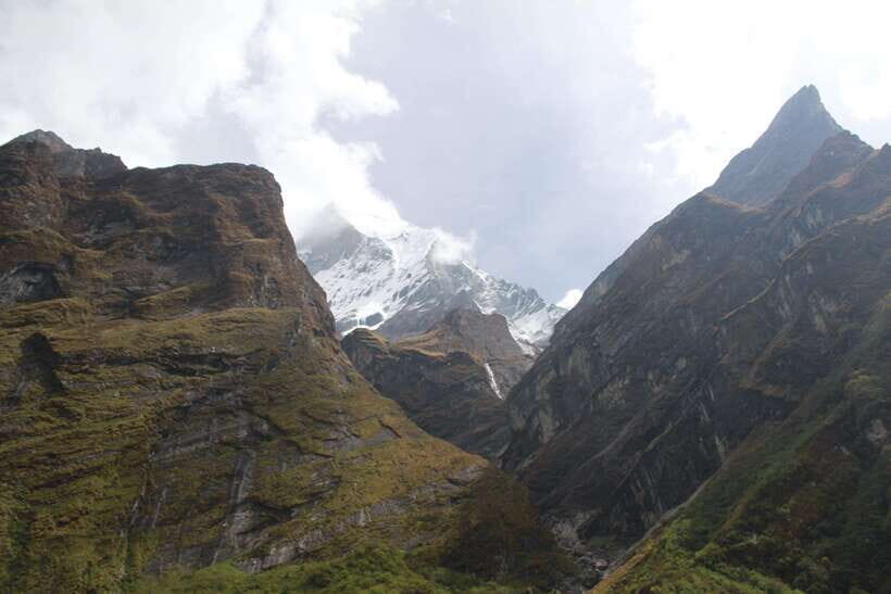 Kathmandu/Pokhara: Annapurna Circuit Trek 10 days - Getting there from Kathmandu and ending in Pokhara