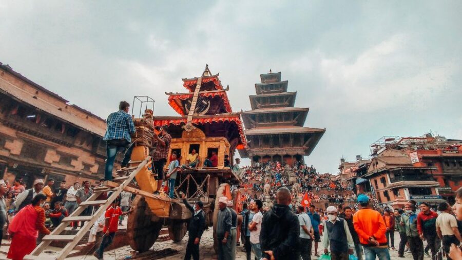 Kathmandu: Private Bhaktapur and Patan Sightseeing Tour - What You Should Bring (and What You Should Not Overpack)