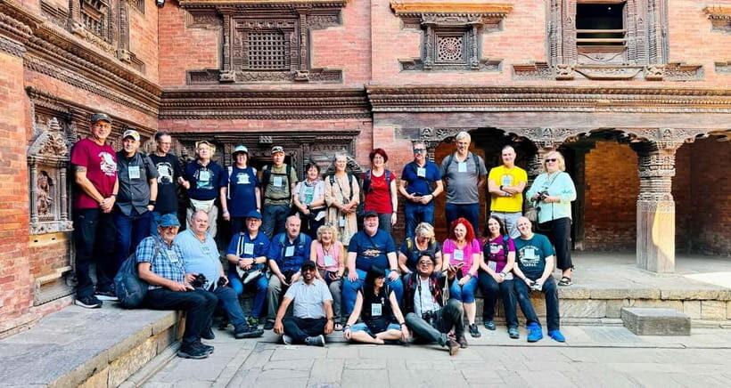 Kathmandu: Private Bhaktapur & Nagarkot Day Tour with Guide - The trip to Nagarkot: quiet climb, shifting light