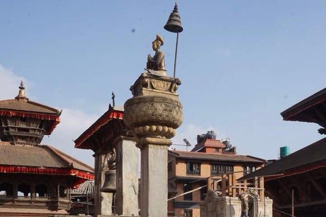 Kathmandu Sightseeing Tour with Car and Guide - Kathmandu Durbar Square and Kumari Ghar: Power, Royal Space, and the Living Goddess House
