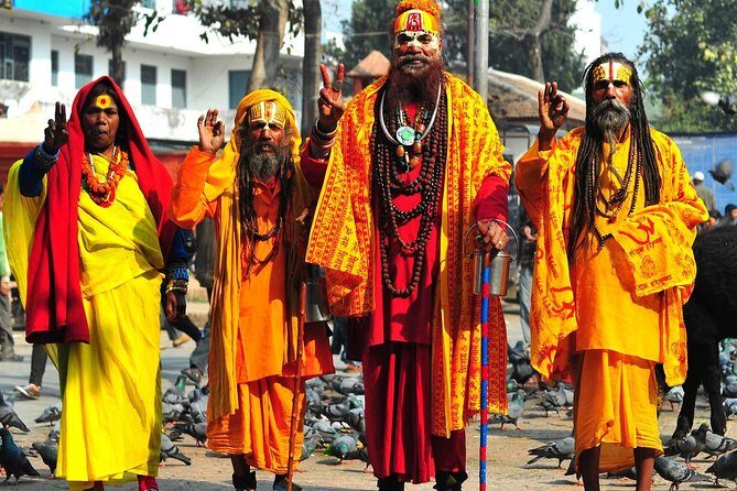 Kathmandu Spiritual Sites: Bodhnath & Pashupatinath Tour - The Short Stretch From Stupa to Temple: Walking With Purpose