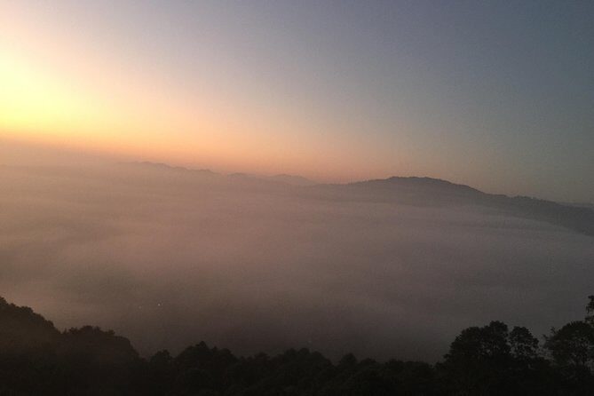 Kathmandu Valley Rim Trekking - 3 days - Day 2: Rhododendron and Pine Forest Paths to Nagarkot Views