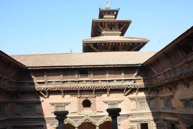 Kathmandu World Heritage Sites Tour Sightseeing - Stop 4: Kathmandu Durbar Square, Kumari, and royal-era artistry