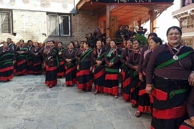Kirtipur & Swayambhu Trip from Kathmandu: Local Eats and Drinks - The food and drink payoff: Newari dishes plus Himalayan beer and liquor