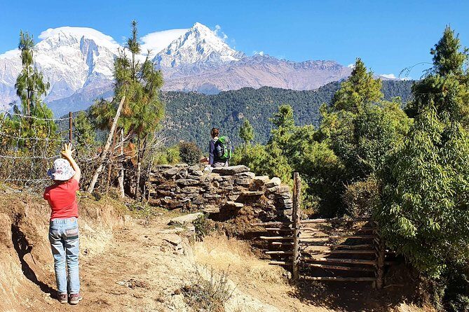 Mohare Danda Trek - The support system that matters on a community trek