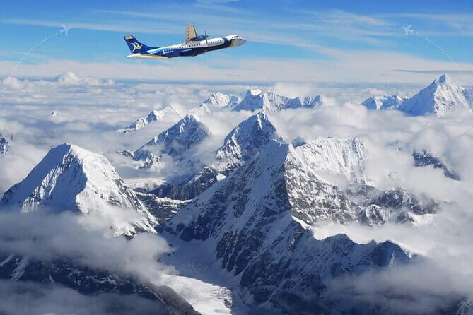 Mount Everest Scenic Flight 50 Minutes - Oxygen, medical kits, and the quiet comfort factor
