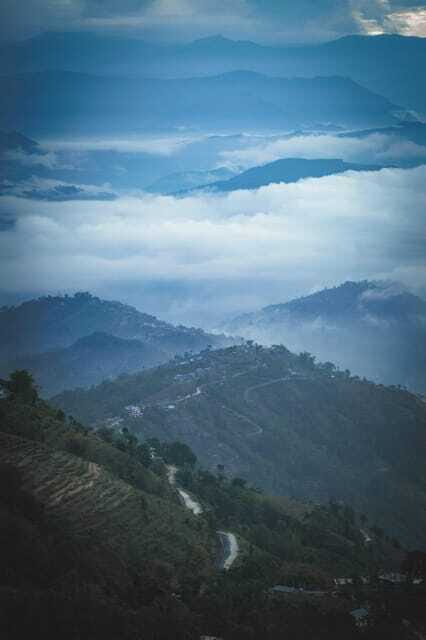 Nagarkot Sunrise and Hike to Changu Narayan Temple - Weather, timing, and what to pack so you enjoy the morning
