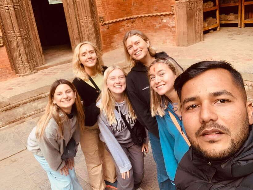Nagarkot Sunrise With 7 UNESCO World Heritage Private Tour - Why a private English guide matters for Hindu and Buddhist landmarks