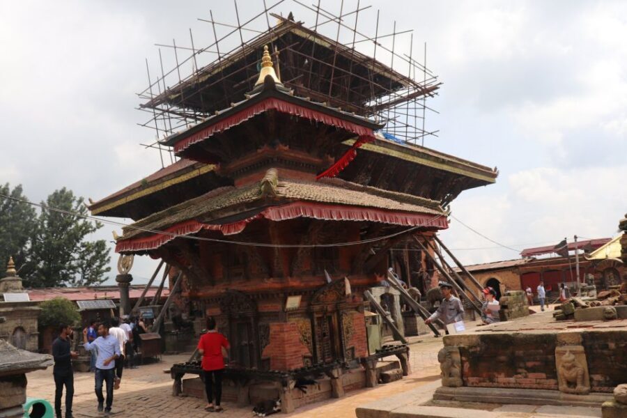 Nagarkot Sunrise With Changu Narayan and Bhaktapur Day Tour - Key Points at a Glance