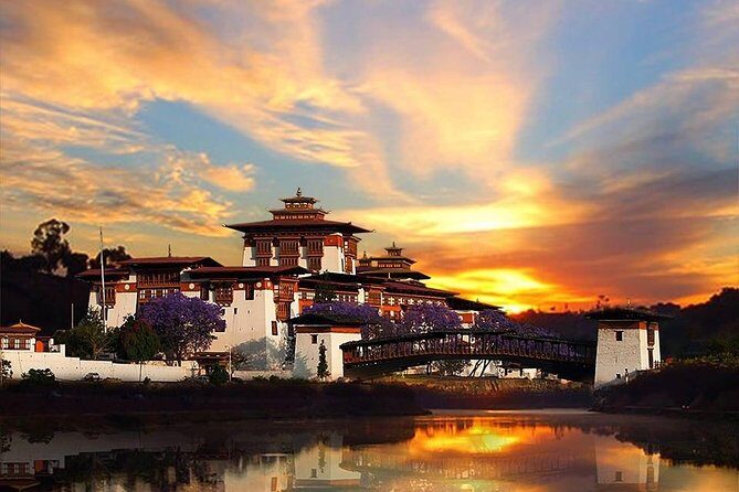 Nepal and Bhutan Tours - Nagarkot morning and Kathmandu heritage: the classics, timed well