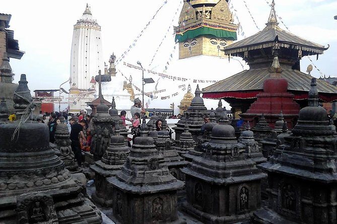 Nepal Highlights Tour: 5 Nights 6 Days Kathmandu & Pokhara Tour - Getting to Pokhara by tourist bus: when the journey becomes part of the day