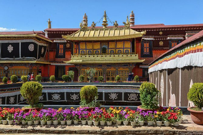 Nepal, Tibet & Bhutan tour start & end in Kathmandu, visit Lhasa, Paro & Thimpu - Paro, Thimphu, and Wangdu/Punakha: Bhutan beyond one viewpoint