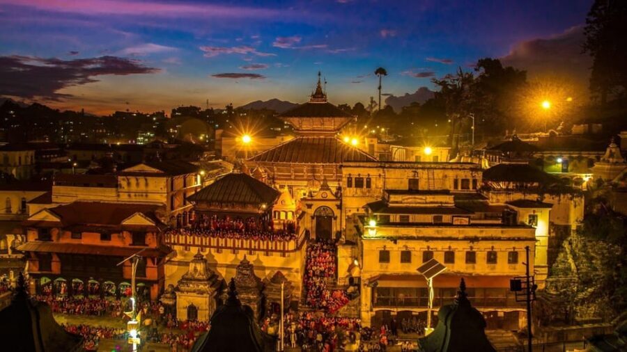 Pashupatinath: Evening tour of temple and Aarati ceremony - The Aarati Ceremony: Oil Lamps, Mantras, and Drums at Sunset