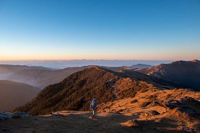 Pikey Peak Trekking - Walking the Solu Khumbu corridor: Kerung, Pattale, Jhapre, Pikey, Lamajura, Junbesi