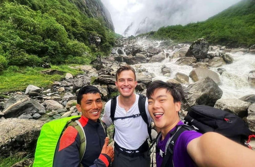Pkr/Kathmandu: 5-Day Annapurna Base Camp & Hot spring Trek - From Kathmandu or Pokhara to Simrung: starting without stress