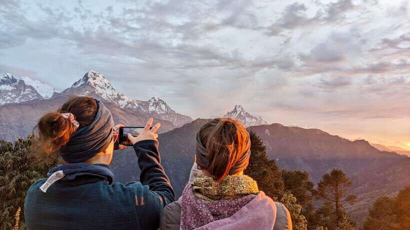 Pokhara: 4-Day Poon Hill and Ghandruk Guided Trek - Guides Make This Trek Easier: Pacing, Care, and Photo Help