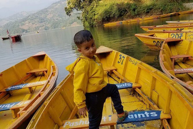 Pokhara: Budget Unguided Tour By Sharing Bus - Stop 3: Mahendra Cave and the Fossil Ceiling + Clay Smell