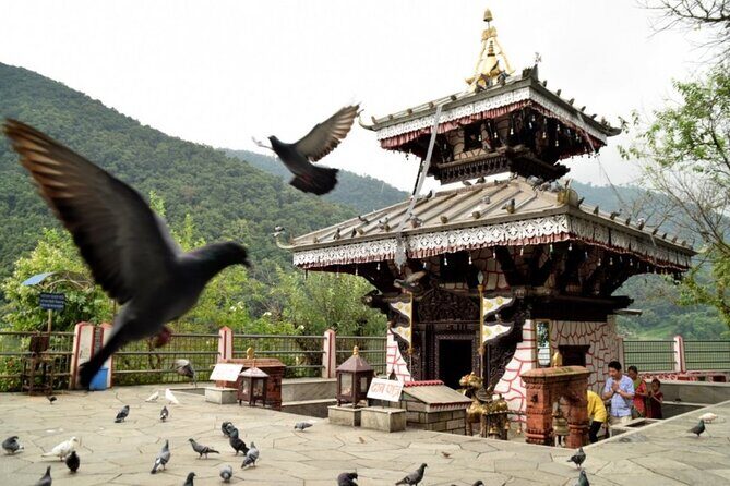 Pokhara in 5 Hours: Lake, Museum, Cave, Falls & Pagoda Hill - Fewa Lake and Barahi Temple: the island stop you will remember