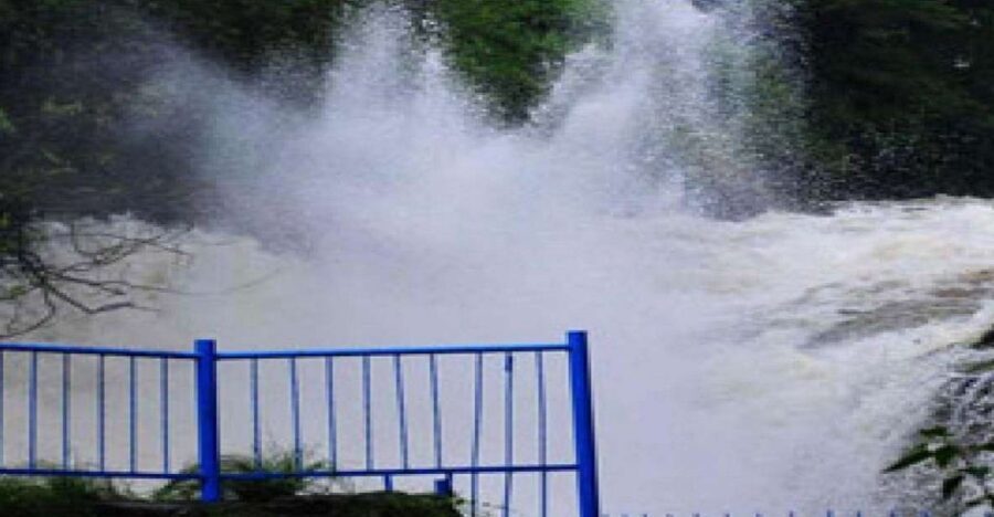 Pokhara: Pagoda, Waterfall & Cave – Private Short Trip - Gupteshwor Mahadev Cave: Sacred Rock Formations behind the Falls