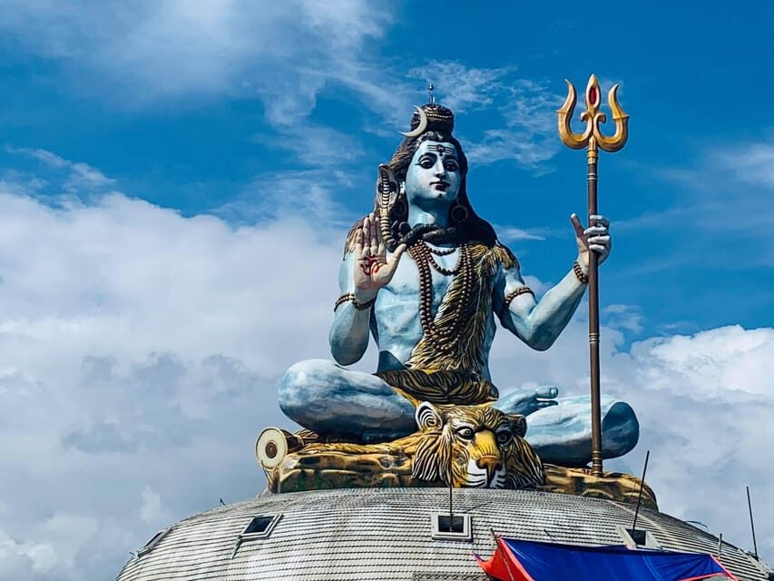 Pokhara Sightseeing By Bus: Day Trip - Stop-by-stop: Pumdikot Mahadev View Point and Bindyabashini Temple