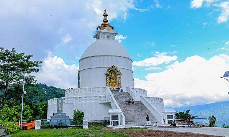 Pokhara Sightseeing By Bus: Day Trip - The sharing-bus vibe: social, efficient, and not a classroom
