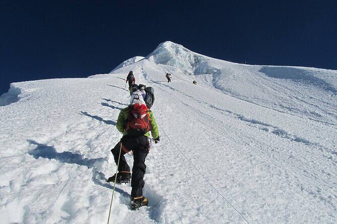 Private Lobuche East Peak Climb and Mt Everest Base Camp Trekking - Private 17 days: Lobuche East (6119m) meets Everest Base Camp