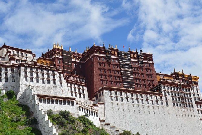 Tibet Tour With Everest Base Camp – FLY IN DRIVE OUT- 8 DAYS - Day 4: Yamdrok Lake route to Gyantse—Kora La and Kamba La