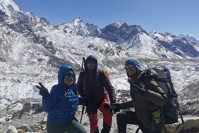 Trek to Everest Base Camp - Base Camp and Kalapathar: days 9–10 for the Everest payoff
