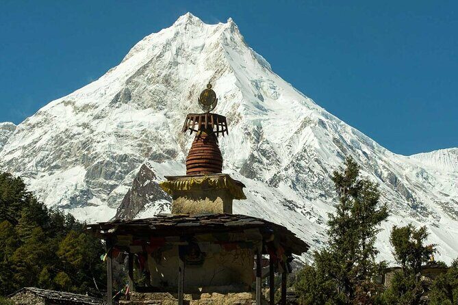 Tsum Valley and Manaslu Trek - Leaving Tsum for Manaslu: Deng to Namrung and the pace shift
