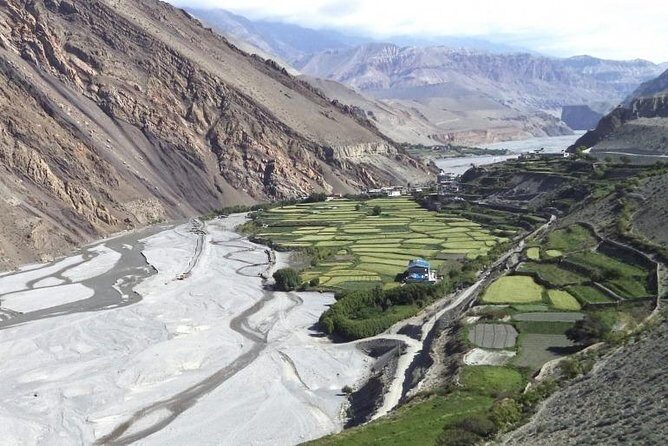 Upper Mustang Tiji Festival Trek 2024 - 18 Days - Dhakmar to Lo-Manthang: the windy pass and the walled city moment